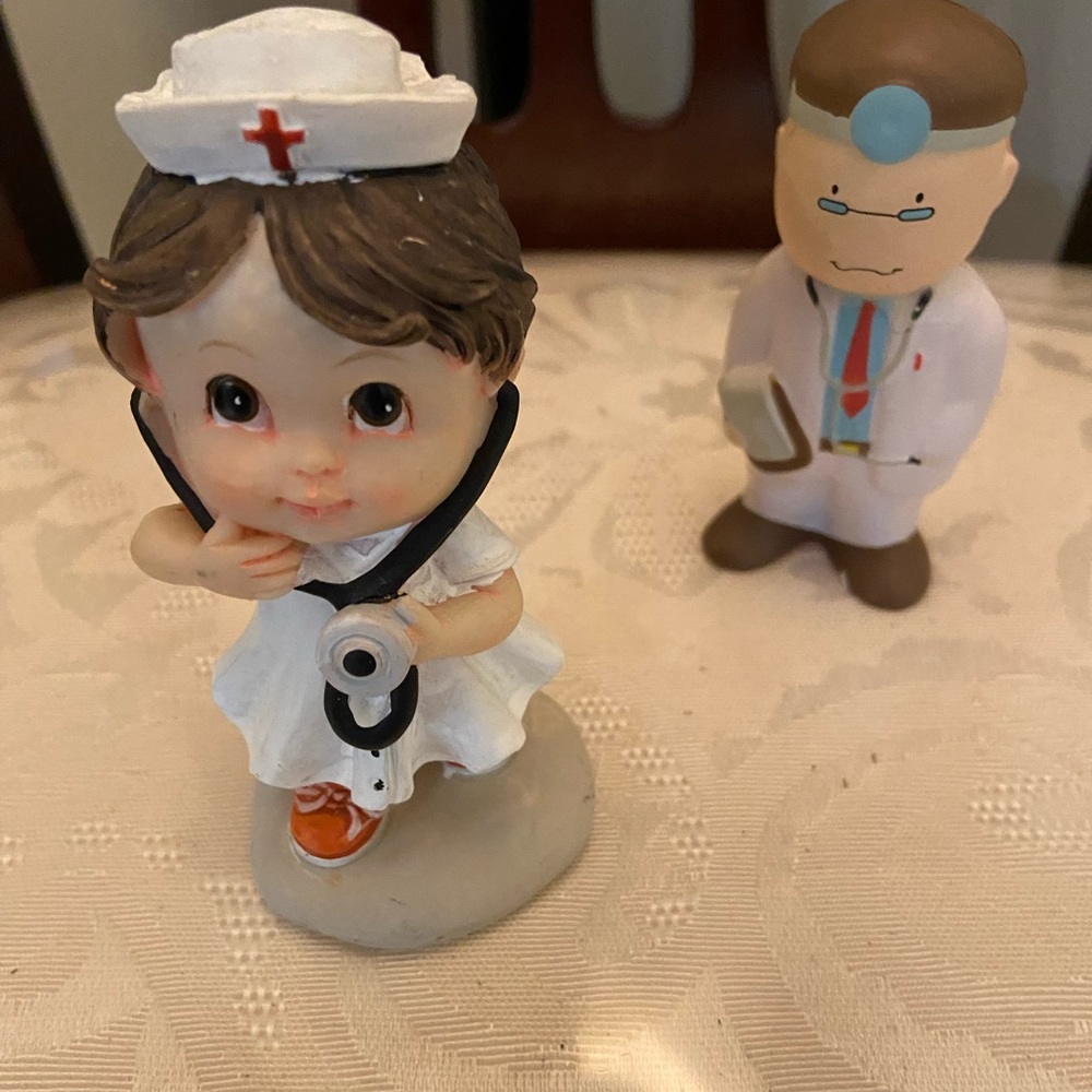 Vintage Nurse ceramic statue “Big Eye Series” with Free foam MD